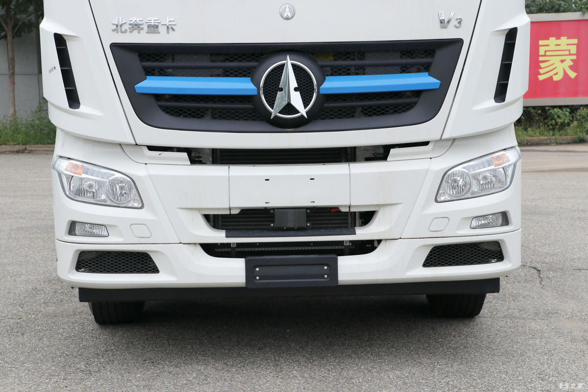 【图】北奔 V3重卡 25T 6X4 插电式混合动力牵引车105kWh_实拍图片_1985172_卡车之家