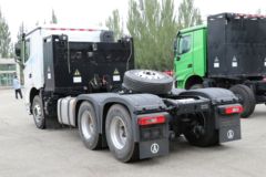 北奔 V3重卡 25T 6X4 插电式混合动力牵引车(ND4250BBXJ7Z00PHEV)105kWh