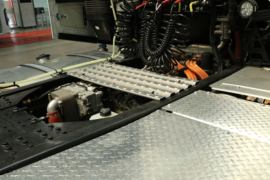 G系列&nbsp;电动牵引车底盘图片