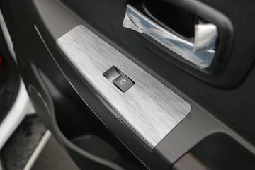 Զ�� V5M ���ʰ� 3.7�׵��ż״�����С��ͼƬ