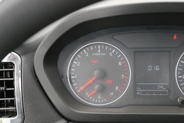 Զ�� V5M ���ʰ� 3.7�׵��ż״�����С��ͼƬ