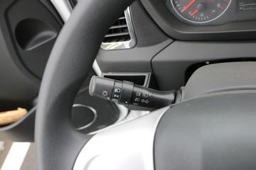 Զ�� V5M ���ʰ� 3.7�׵��ż״�����С��ͼƬ