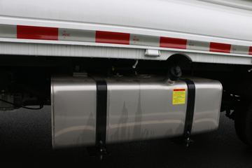 Զ�� V5M ���ʰ� 3.7�׵��ż״�����С��ͼƬ