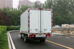 远程 V5M 舒适版 4.005米单排甲醇厢式小卡