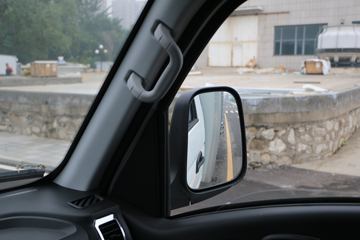 Զ�� V5M ���ʰ� 4.005�׵��ż״���ʽС��ͼƬ