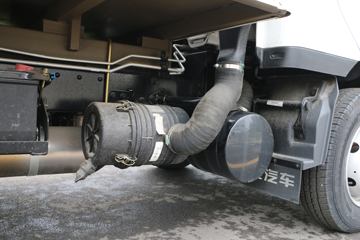 Զ�� V5M ���ʰ� 4.005�׵��ż״���ʽС��ͼƬ