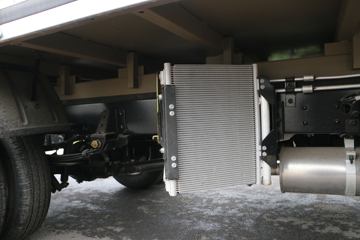 Զ�� V5M ���ʰ� 4.005�׵��ż״���ʽС��ͼƬ