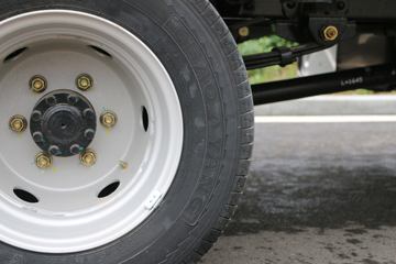 Զ�� V5M ���ʰ� 4.005�׵��ż״���ʽС��ͼƬ