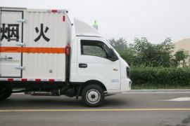 V5M&nbsp;爆破器材运输车外观图片