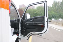 V5M&nbsp;爆破器材运输车驾驶室图片