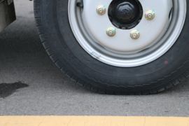 V5M&nbsp;电动载货车底盘图片