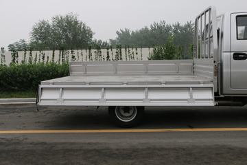 Զ�� V5M ���ʰ� 3.01��˫�ż״�����С��ͼƬ