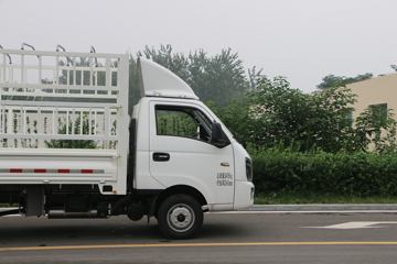 Զ�� V5M ���ʰ� 4.005�׵��ż״���դʽС��ͼƬ