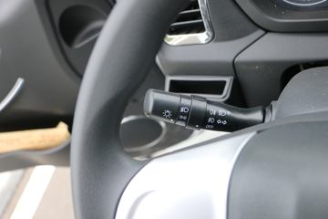 Զ�� V5M ���ʰ� 4.005�׵��ż״���դʽС��ͼƬ