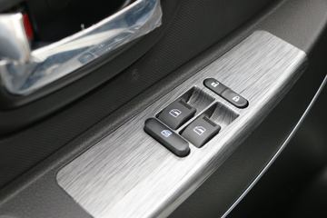 Զ�� V5M ���ʰ� 4.005�׵��ż״���դʽС��ͼƬ