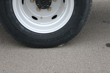 Զ�� V5M ���ʰ� 4.005�׵��ż״���դʽС��ͼƬ