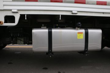 Զ�� V5M ���ʰ� 4.005�׵��ż״���դʽС��ͼƬ