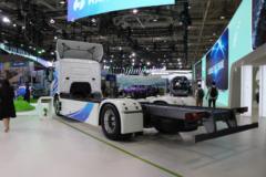陕汽重卡 德龙L6000 4X2 电动载货车310kWh