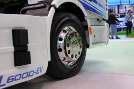 德龙L6000&nbsp;电动载货车底盘图片