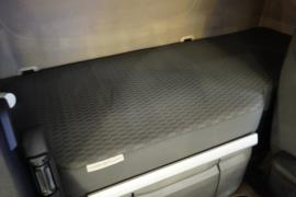 达夫XF&nbsp;牵引车驾驶室                                               图片