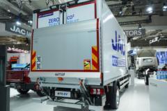 江淮 N75 EV 7.49T 6.2米单排纯电动冷藏车100.46kWh