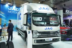 江淮 N75 EV 7.49T 6.2米单排纯电动冷藏车100.46kWh