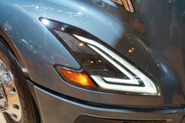 沃尔沃VNL&nbsp;牵引车外观                                                图片