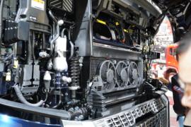 沃尔沃FH16&nbsp;牵引车外观                                                图片