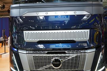 �ֶ��� FH16 Aero�ؿ� 780���� 4X2�Զ���ǣ����ͼƬ