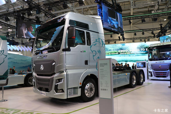SITRAK C9H 电动牵引车