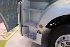 重汽汕德卡 SITRAK C9H重卡 6X4 纯电动牵引车600kWh