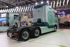 重汽汕德卡 SITRAK C9H重卡 6X4 燃料电池牵引车100.9kWh