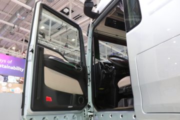 �����ǵ¿� SITRAK C9H�ؿ� 6X4 ȼ�ϵ��ǣ����100.9kWhͼƬ