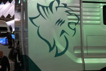 �����ǵ¿� SITRAK C9H�ؿ� 6X4 ȼ�ϵ��ǣ����100.9kWhͼƬ