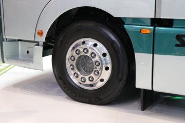 �����ǵ¿� SITRAK C9H�ؿ� 6X4 ȼ�ϵ��ǣ����100.9kWhͼƬ