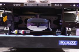 奔驰eActros&nbsp;电动冷藏车上装图片