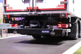 奔驰eActros&nbsp;电动冷藏车上装图片