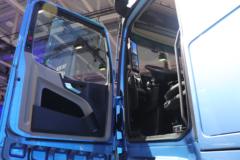 奔驰 eActros 600 4X2 纯电动牵引车600kWh