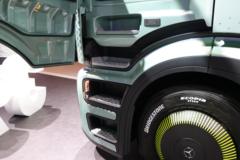 奔驰 新Actros重卡 480马力 4X2 牵引车(型号1848 LS)
