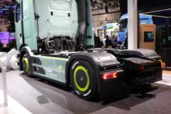 奔驰 新Actros重卡 480马力 4X2 牵引车(型号1848 LS)