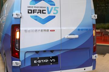 ����ɷ� e��V5 5.27�״��綯��ʽ���䳵(����260km)41.86kWhͼƬ