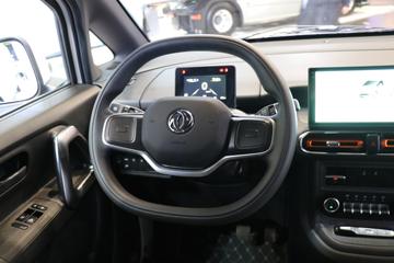 ����ɷ� e��V5 5.27�״��綯��ʽ���䳵(����260km)41.86kWhͼƬ