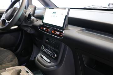 ����ɷ� e��V5 5.27�״��綯��ʽ���䳵(����260km)41.86kWhͼƬ