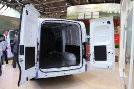 e星V&nbsp;电动封闭厢货货厢图片