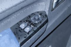 北京重卡 奋斗 350马力 4X2 9.7米AMT自动档厢式载货车