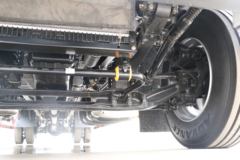 北京重卡 奋斗 350马力 4X2 9.7米AMT自动档厢式载货车