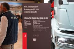 曼 eTGS重卡 6X2 纯电动随车吊(eTGS 28.449)