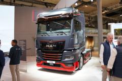 曼 eTGX重卡 4X2 纯电动牵引车(eTGX 20.544)
