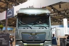 曼 hTGX重卡 4X2 氢燃料牵引车(hTGX 28.520) 曼 hTGX重卡 4X2 氢燃料牵引车(hTGX 28.520)