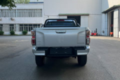 庆铃 五十铃T30探险家 3.0T柴油 143马力 两驱 手动双排长轴皮卡